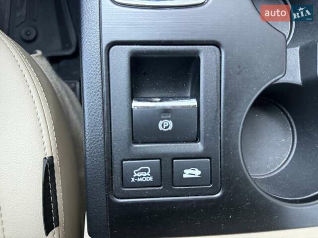 Белый Субару Аутбек, объемом двигателя 2.5 л и пробегом 190 тыс. км за 15999 $, фото 25 на Automoto.ua