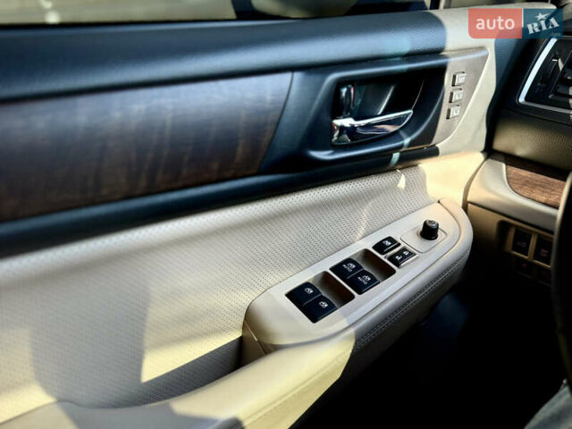 Белый Субару Аутбек, объемом двигателя 3.63 л и пробегом 120 тыс. км за 15500 $, фото 15 на Automoto.ua