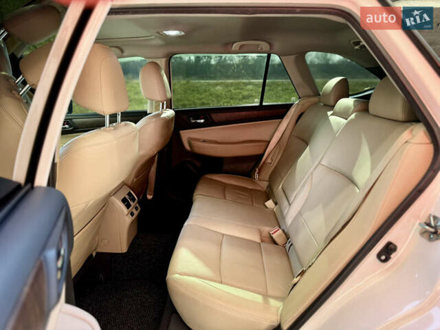 Белый Субару Аутбек, объемом двигателя 3.63 л и пробегом 120 тыс. км за 15500 $, фото 17 на Automoto.ua