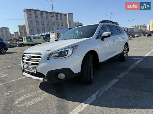Білий Субару Аутбек, об'ємом двигуна 2.46 л та пробігом 191 тис. км за 16500 $, фото 2 на Automoto.ua