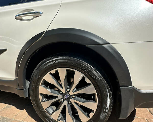 Білий Субару Аутбек, об'ємом двигуна 2.5 л та пробігом 105 тис. км за 20900 $, фото 10 на Automoto.ua