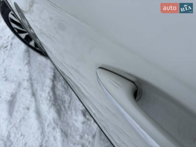 Белый Субару Аутбек, объемом двигателя 2.5 л и пробегом 126 тыс. км за 18700 $, фото 25 на Automoto.ua