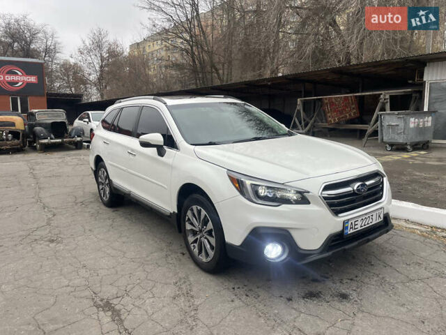 Білий Субару Аутбек, об'ємом двигуна 2.5 л та пробігом 134 тис. км за 17900 $, фото 3 на Automoto.ua