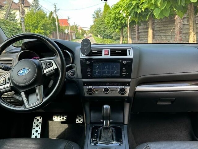Білий Субару Аутбек, об'ємом двигуна 2.5 л та пробігом 210 тис. км за 17700 $, фото 18 на Automoto.ua