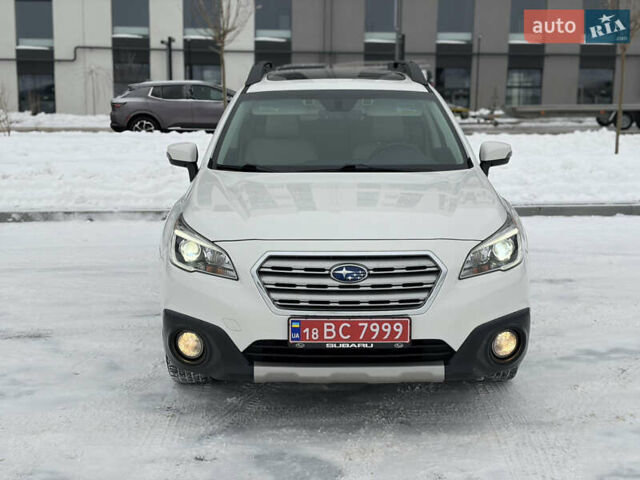 Белый Субару Аутбек, объемом двигателя 2.5 л и пробегом 173 тыс. км за 16900 $, фото 3 на Automoto.ua