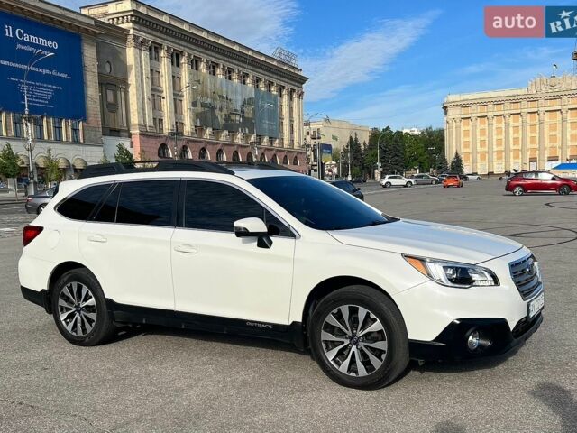 Белый Субару Аутбек, объемом двигателя 2.46 л и пробегом 160 тыс. км за 17600 $, фото 17 на Automoto.ua