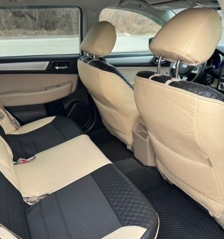 Белый Субару Аутбек, объемом двигателя 2.5 л и пробегом 182 тыс. км за 15400 $, фото 22 на Automoto.ua