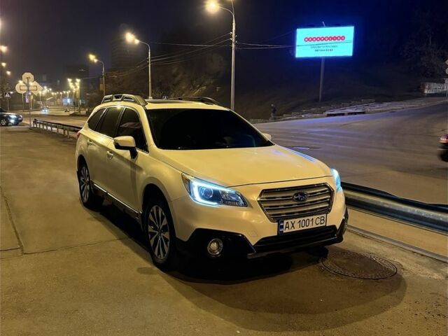Белый Субару Аутбек, объемом двигателя 2.5 л и пробегом 160 тыс. км за 17556 $, фото 5 на Automoto.ua