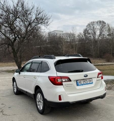 Белый Субару Аутбек, объемом двигателя 2.5 л и пробегом 182 тыс. км за 15400 $, фото 12 на Automoto.ua