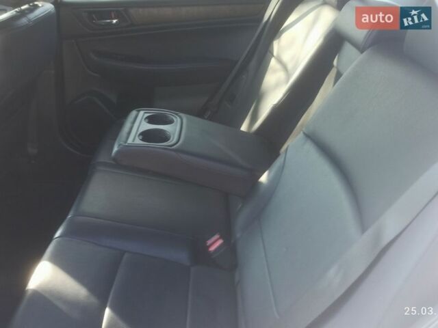 Білий Субару Аутбек, об'ємом двигуна 2.5 л та пробігом 154 тис. км за 16900 $, фото 16 на Automoto.ua