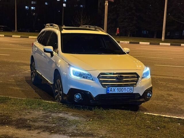 Белый Субару Аутбек, объемом двигателя 2.46 л и пробегом 160 тыс. км за 17600 $, фото 4 на Automoto.ua