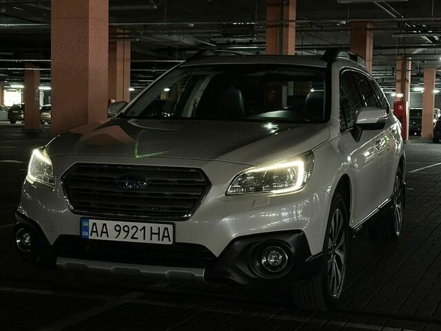 Білий Субару Аутбек, об'ємом двигуна 2.5 л та пробігом 210 тис. км за 17700 $, фото 24 на Automoto.ua