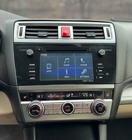 Белый Субару Аутбек, объемом двигателя 2.5 л и пробегом 182 тыс. км за 15400 $, фото 29 на Automoto.ua