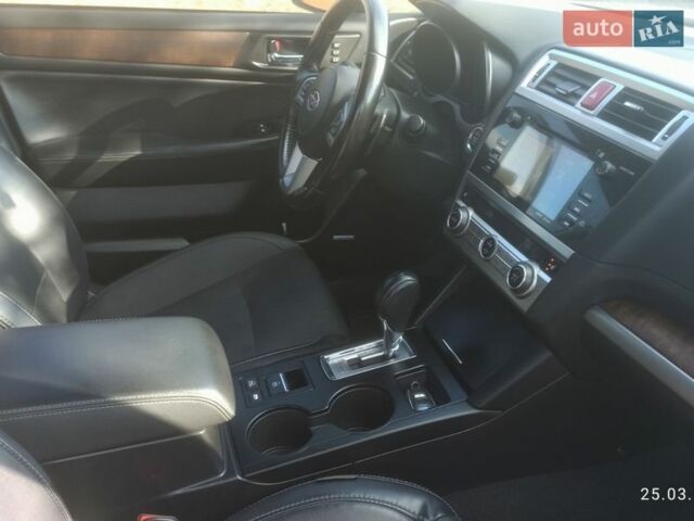 Білий Субару Аутбек, об'ємом двигуна 2.5 л та пробігом 154 тис. км за 16900 $, фото 32 на Automoto.ua