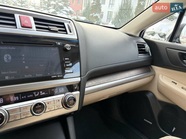 Белый Субару Аутбек, объемом двигателя 2.5 л и пробегом 173 тыс. км за 16900 $, фото 57 на Automoto.ua