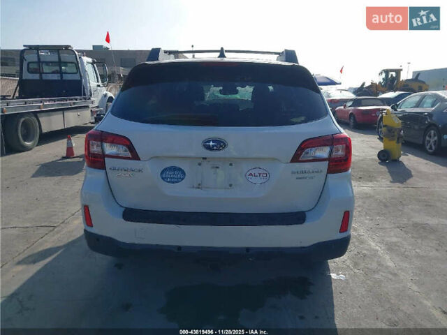 Белый Субару Аутбек, объемом двигателя 2.46 л и пробегом 170 тыс. км за 2700 $, фото 5 на Automoto.ua