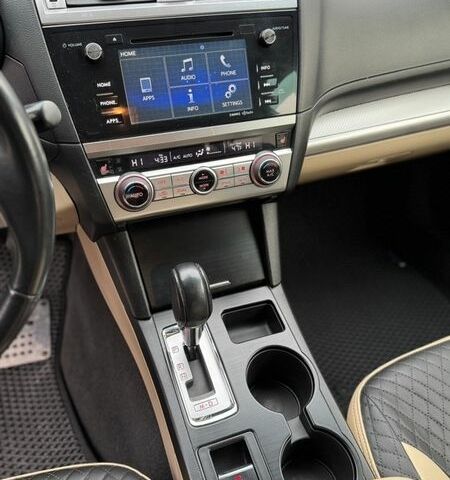 Белый Субару Аутбек, объемом двигателя 2.5 л и пробегом 182 тыс. км за 15400 $, фото 28 на Automoto.ua