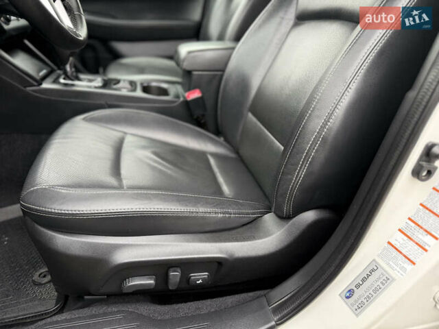 Белый Субару Аутбек, объемом двигателя 2 л и пробегом 263 тыс. км за 15200 $, фото 15 на Automoto.ua