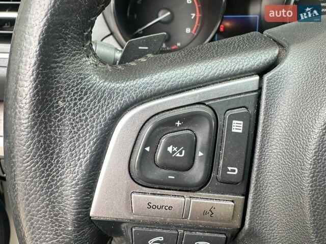 Белый Субару Аутбек, объемом двигателя 2.46 л и пробегом 136 тыс. км за 17200 $, фото 7 на Automoto.ua