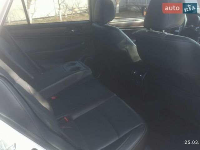 Білий Субару Аутбек, об'ємом двигуна 2.5 л та пробігом 154 тис. км за 16900 $, фото 29 на Automoto.ua