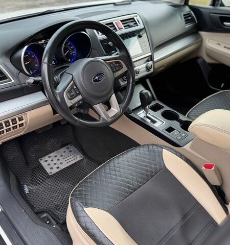 Белый Субару Аутбек, объемом двигателя 2.5 л и пробегом 182 тыс. км за 15400 $, фото 17 на Automoto.ua