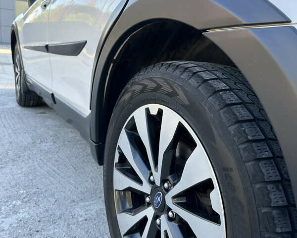 Білий Субару Аутбек, об'ємом двигуна 2.5 л та пробігом 105 тис. км за 20900 $, фото 34 на Automoto.ua