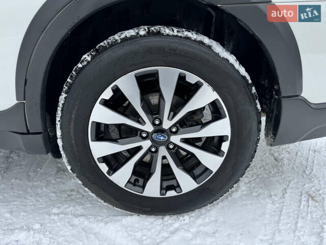 Белый Субару Аутбек, объемом двигателя 2.5 л и пробегом 126 тыс. км за 18700 $, фото 20 на Automoto.ua