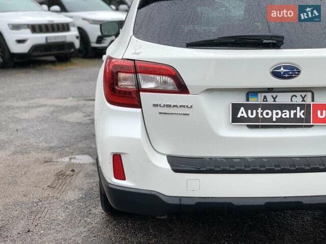 Белый Субару Аутбек, объемом двигателя 2.5 л и пробегом 156 тыс. км за 15190 $, фото 13 на Automoto.ua