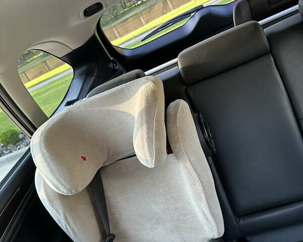 Білий Субару Аутбек, об'ємом двигуна 2.5 л та пробігом 105 тис. км за 20900 $, фото 43 на Automoto.ua