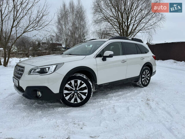 Белый Субару Аутбек, объемом двигателя 2.5 л и пробегом 126 тыс. км за 18700 $, фото 1 на Automoto.ua