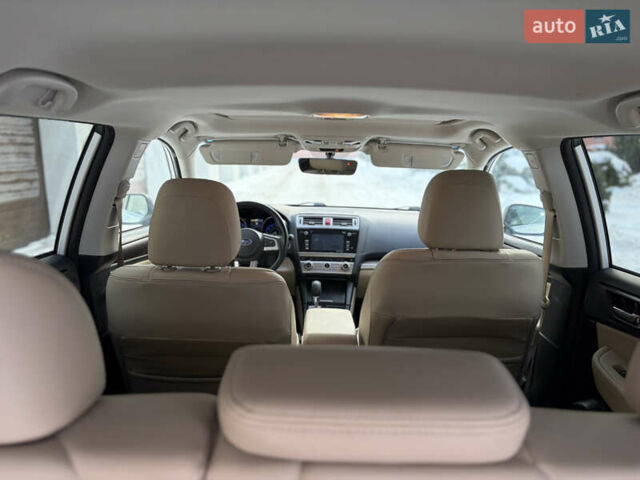 Белый Субару Аутбек, объемом двигателя 2.5 л и пробегом 173 тыс. км за 16900 $, фото 28 на Automoto.ua
