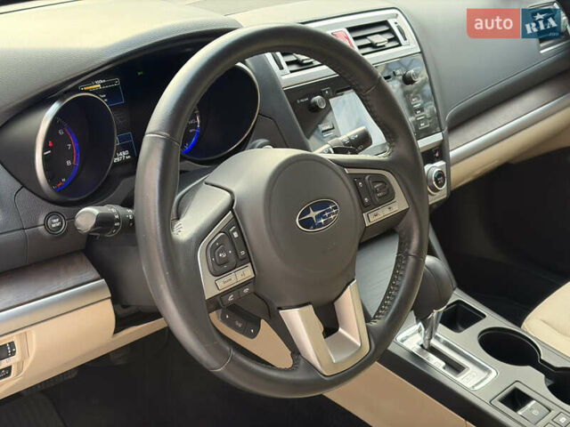 Белый Субару Аутбек, объемом двигателя 2.5 л и пробегом 173 тыс. км за 16900 $, фото 52 на Automoto.ua