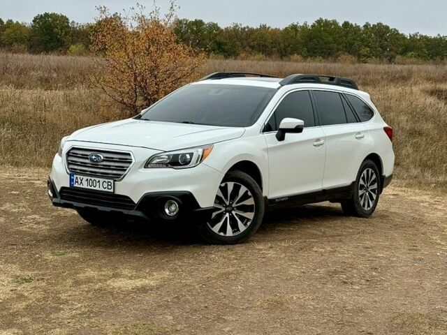 Белый Субару Аутбек, объемом двигателя 2.46 л и пробегом 160 тыс. км за 17600 $, фото 5 на Automoto.ua