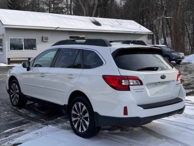 Белый Субару Аутбек, объемом двигателя 2.5 л и пробегом 57 тыс. км за 6500 $, фото 3 на Automoto.ua