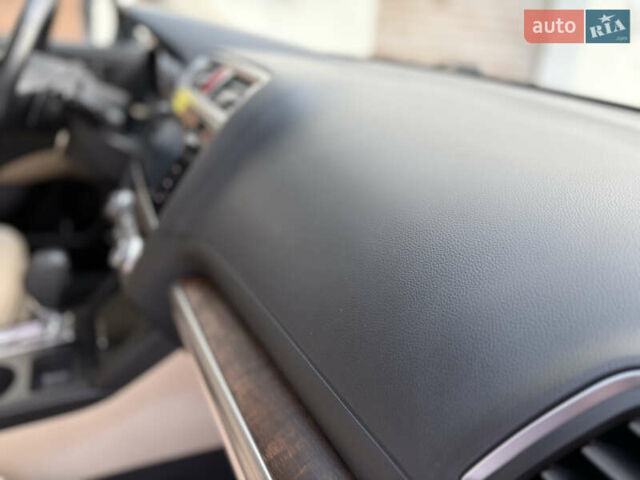 Белый Субару Аутбек, объемом двигателя 2.5 л и пробегом 173 тыс. км за 16900 $, фото 34 на Automoto.ua