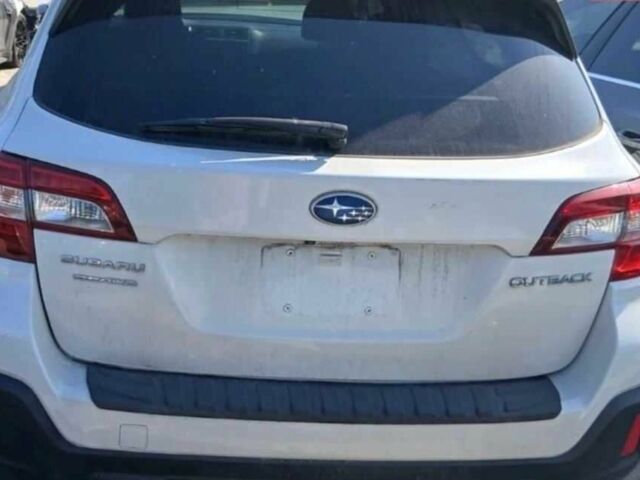 Белый Субару Аутбек, объемом двигателя 2.5 л и пробегом 101 тыс. км за 9800 $, фото 14 на Automoto.ua