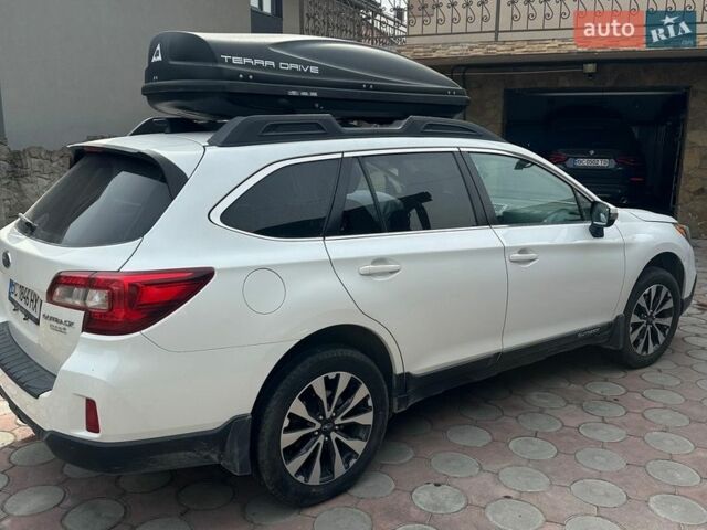 Белый Субару Аутбек, объемом двигателя 2.46 л и пробегом 136 тыс. км за 17200 $, фото 3 на Automoto.ua