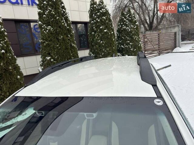 Белый Субару Аутбек, объемом двигателя 2.5 л и пробегом 177 тыс. км за 16500 $, фото 10 на Automoto.ua