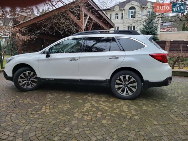 Белый Субару Аутбек, объемом двигателя 2.5 л и пробегом 99 тыс. км за 21200 $, фото 2 на Automoto.ua