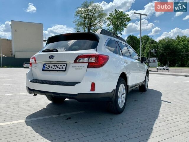 Білий Субару Аутбек, об'ємом двигуна 2.5 л та пробігом 75 тис. км за 15500 $, фото 4 на Automoto.ua