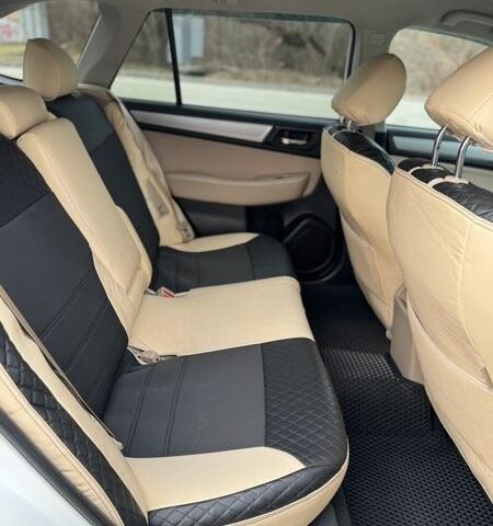 Белый Субару Аутбек, объемом двигателя 2.5 л и пробегом 182 тыс. км за 15400 $, фото 23 на Automoto.ua