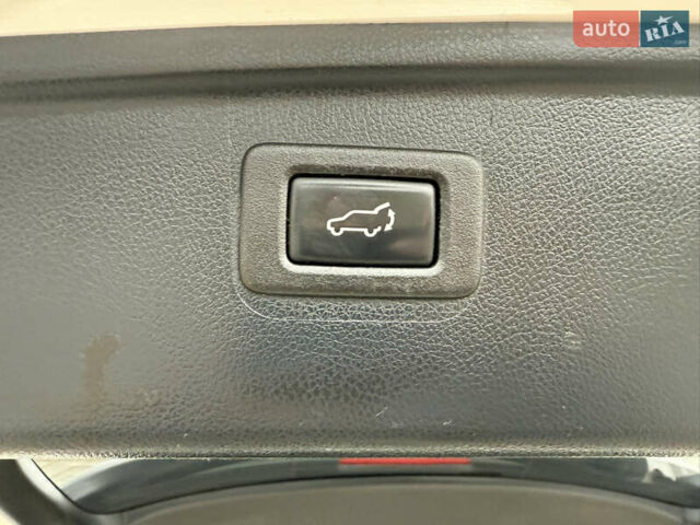 Белый Субару Аутбек, объемом двигателя 2 л и пробегом 263 тыс. км за 15200 $, фото 35 на Automoto.ua