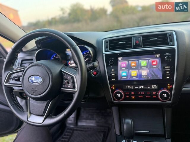 Білий Субару Аутбек, об'ємом двигуна 2.5 л та пробігом 149 тис. км за 15000 $, фото 13 на Automoto.ua