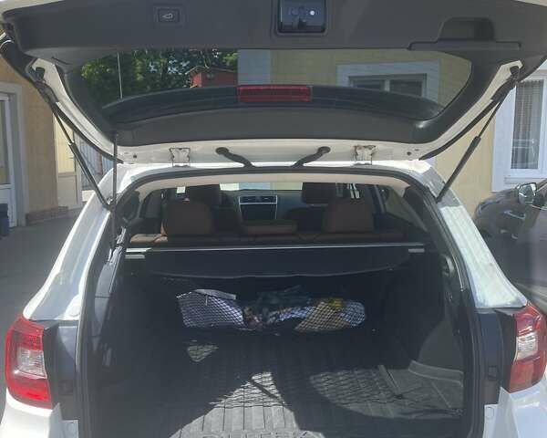 Білий Субару Аутбек, об'ємом двигуна 3.63 л та пробігом 69 тис. км за 26100 $, фото 39 на Automoto.ua