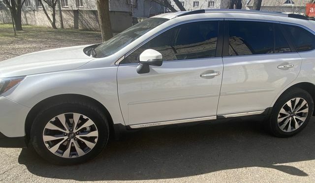 Білий Субару Аутбек, об'ємом двигуна 2.5 л та пробігом 166 тис. км за 19500 $, фото 34 на Automoto.ua