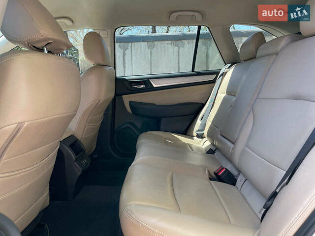 Белый Субару Аутбек, объемом двигателя 2.5 л и пробегом 102 тыс. км за 15990 $, фото 20 на Automoto.ua