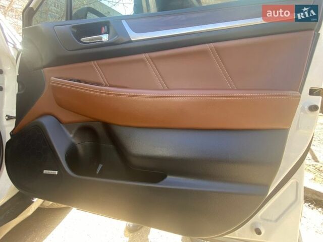 Білий Субару Аутбек, об'ємом двигуна 2.5 л та пробігом 166 тис. км за 19500 $, фото 30 на Automoto.ua