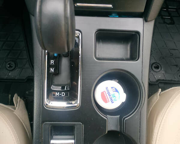 Белый Субару Аутбек, объемом двигателя 2.5 л и пробегом 130 тыс. км за 18950 $, фото 23 на Automoto.ua