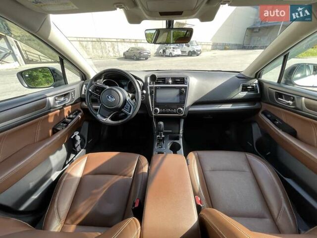 Білий Субару Аутбек, об'ємом двигуна 2.5 л та пробігом 128 тис. км за 21000 $, фото 7 на Automoto.ua