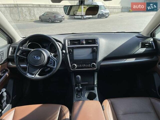 Білий Субару Аутбек, об'ємом двигуна 2.5 л та пробігом 128 тис. км за 21000 $, фото 10 на Automoto.ua